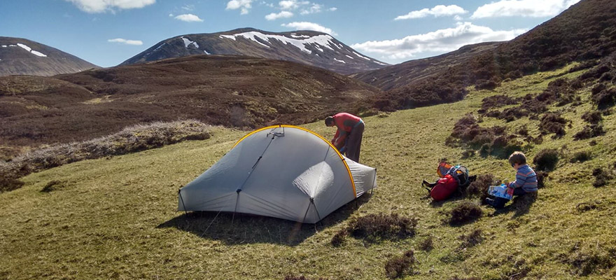 An Outdoors Family - Tents And Tantrums