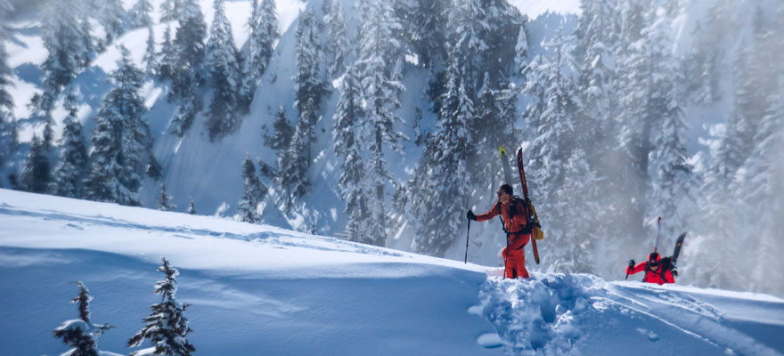 Discover Backcountry: Why You Should Hire An Off-Piste Ski Guide