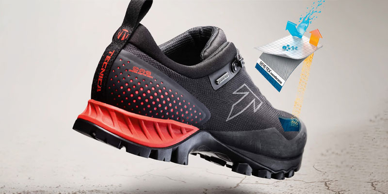 Tecnica Men's Plasma S GORE-TEX Walking Shoe Review | Ellis Brigham ...