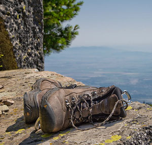 Do I Need To Wear Walking Socks? | Ellis Brigham Mountain Sports
