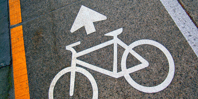 cycle lane markings