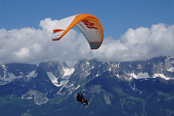 paragliding above kitzbuhel